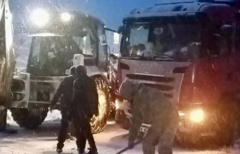 Doğanşehir'de Karla Mücadele: Jandarma'dan Kesintisiz Destek