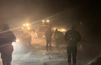 Doğanşehir'de Karla Mücadele Seferberliği: Yolda Kalanlar Ekiplerce Kurtarıldı