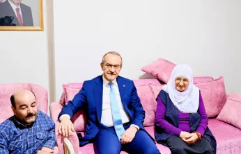 Engelli Birey Abdullah Muhan'a Anlamlı Doğum Günü Sürprizi