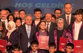 Erzurum'da Gençler Teknoloji ve Bilimde Başarılarını Taçlandırdı