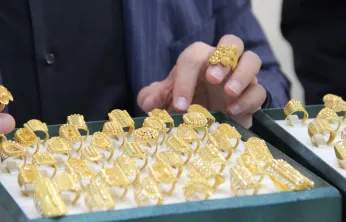 Faiz İndirimi Beklentisi Altını Destekledi: Piyasalarda Güçlü Seçim