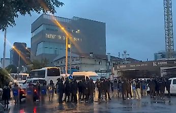 Halk TV'nin Zeytinburnu'ndaki Binasında Polis Araması