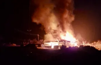 Hekimhan'da Müstakil Ev Alevlere Teslim Oldu