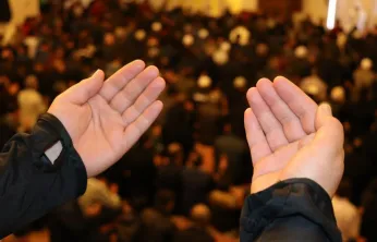 İlahi Davetin Gecesi: Miraç Kandili