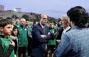 İlhan Geçit, Yeşilyurtspor'un Geleceğin Yıldızlarıyla Buluştu