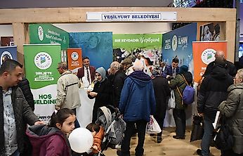 İstanbul'da Malatya Hasreti Yeşilyurt Belediyesi Standında Gideriliyor