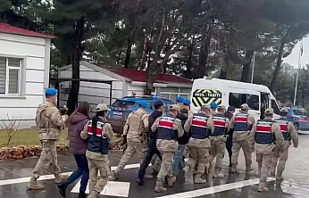 Jandarmadan 12 İlde Siber Suç Operasyonu