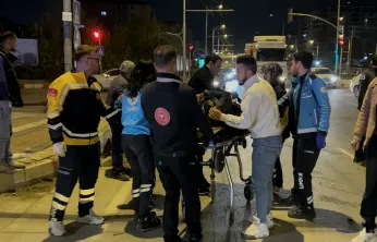 Kırmızı Işık İhlali Kazaya Yol Açtı: 6 Kişi Hastaneye Kaldırıldı