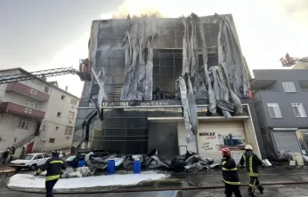 Kocaeli'yi Yasa Boğdu: Fabrika Yangınında 6 Kişi Hayatını Kaybetti