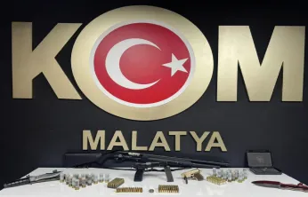 KOM'dan Silah Tacirlerine Darbe: Çok Sayıda Silah ve Mühimmat Ele Geçirildi
