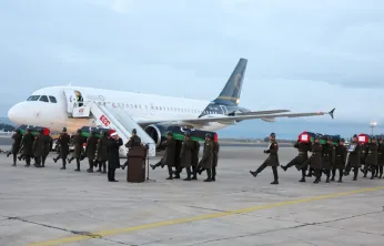 Libyalı komutanlar askerî törenle uğurlandı