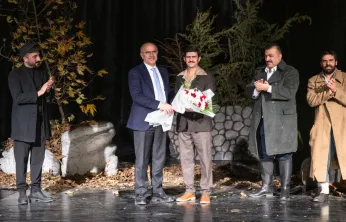 MABESEM Oyuncularından Büyük Beğeni Toplayan 'Pusuda' Sahnelendi