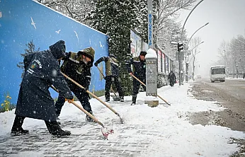 Malatya Büyükşehir Belediyesi Karla Mücadelede 7/24 Sahada