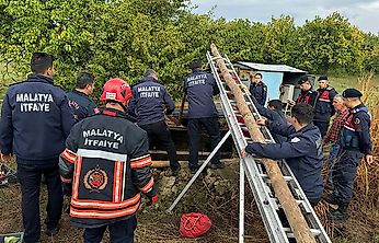 Malatya'da 30 Metrelik Kuyuda Can Pazarı! Genç Kız Kurtarıldı