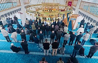 Malatya'da Bir Cami Daha Ayağa Kalktı: Çalıgülü Camii Açıldı