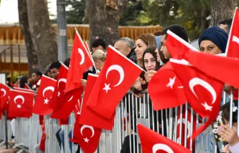 Malatya'da Cumhuriyet'in 102. Yılı Yağmura Rağmen Coşkuyla Kutlandı