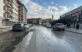 Malatya'da Deprem Sonrası Kurulan Konteyner Çarşısı Kaldırıldı