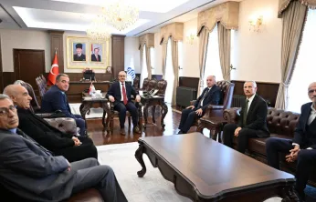 Malatya'da Emeklilerden Vali Yavuz'a Çıkarma: 'Valimiz Kent İçin Bir Şans'