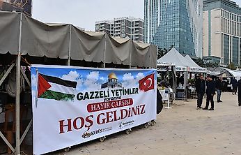 Malatya'da Gazzeli yetim çocuklar yararına hayır çarşısı açıldı