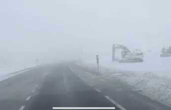 Malatya'da Kar ve Tipi: Tır ve Çekicilere Trafik Kısıtlaması