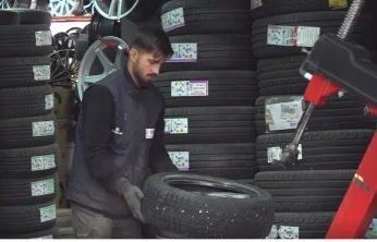 Malatya'da Kış Lastiği Yoğunluğu: Sürücülere 'Güvenlik İçin Değişim Şart' Uyarısı