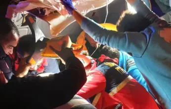 Malatya'da kontrolden araç kaza yaptı: 1'i ağır 2 yaralı