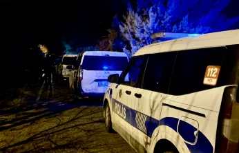 Malatya'da Ruhsatsız Tabanca Kazası: Genç Kız Ayağından Vuruldu