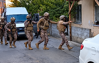 Malatya'da şafak operasyonu: 13 şüpheliden 9'u tutuklandı