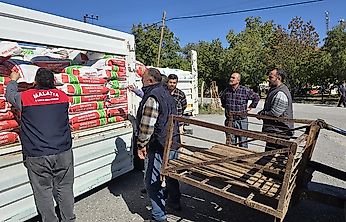 Malatya'da Üreticilere 30 Ton Yem Bitkisi Tohumu Desteği