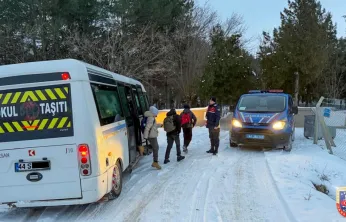 Malatya İl Jandarma Komutanlığı'ndan Okul Servis Araçlarına Sıkı Denetim