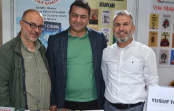 Malatya Kitap Fuarı'na Yusuf Tosun'dan Tam Not! 'Panayır Havasında Bir Fuar'