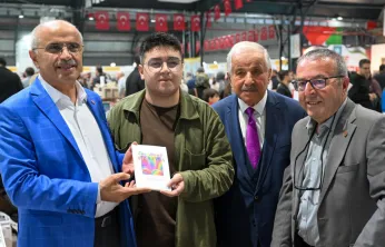 Malatya Kitap Fuarında 'Zorlukları Aşmak ve İnsan Maneviyatı' Konuşuldu
