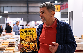 Malatya'nın Hafızası Sayfalara Taşındı: 'Malatyaca' Okurla Buluştu