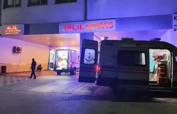 Malatya Yeşilyurt'ta Trafik Kazası: Tır ve Otomobil Çarpıştı