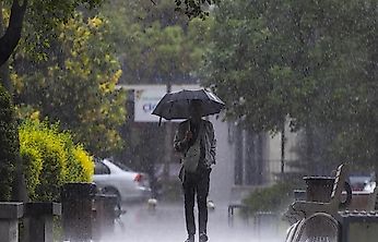 Meteoroloji'den kuvvetli sağanak ve rüzgâr uyarısı