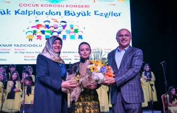 Minik Yetenekler Sahneyi Şenlendirdi: Malatya Çocuk Korosu Alkış Aldı