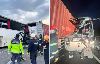 Osmaniye'de yolcu otobüsü tıra çarptı: 6 ölü, 11 yaralı