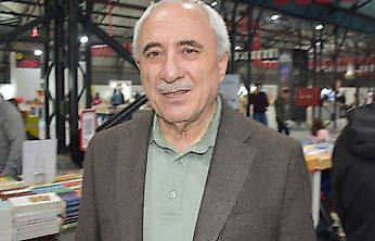 Şair Nurullah Genç: Geçmişi bilmeyen bugünü anlayamaz