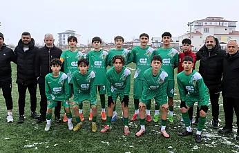 U14 Yeşilyurtspor'dan Kritik Galibiyet
