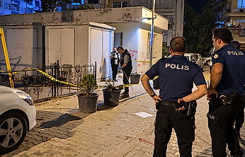 Üçgen Park'ta Silahlar Konuştu: 26 Yaşındaki Genç Yaralandı