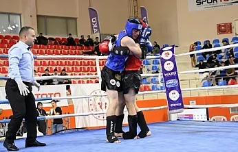 Üniversiteli Sporcular Burdur'da Şampiyonluk İçin Ringde