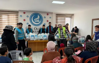 'Vatan Aşkı Kışı Yener: Ülkü Ocakları'ndan '1 Mont 1 Bot' Yardımı'