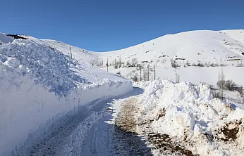 Yaygın Puluşağı'nda Zorlu Mesai: Ekipler 28 Kilometrelik Yolu Açtı