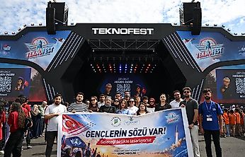 Yeşilyurt Belediyesi'nden Gençlere TEKNOFEST Gezisi