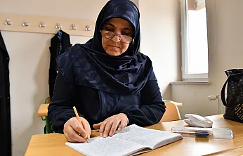 Yeşilyurt'ta Hayat Boyu Öğrenme Meyvelerini Verdi