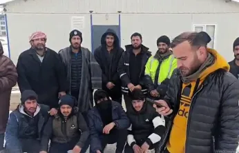 Yeşilyurt'ta TOKİ Emlak Konut Şantiyesinde İşçilerden İş Bırakma Eylemi