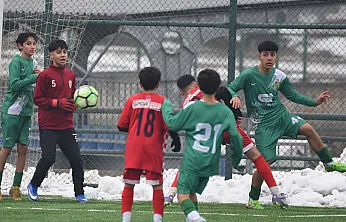 Yeşilyurtspor'dan Gol Şov: U14 ve U15 Takımları Rakiplerini Ezdi