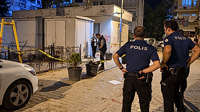 Üçgen Park'ta Silahlar Konuştu: 26 Yaşındaki Genç Yaralandı