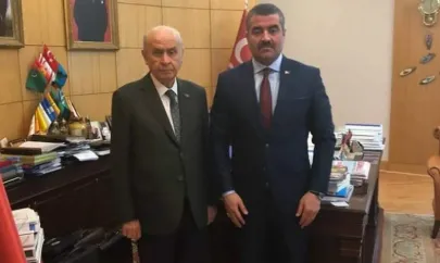 Eski MHP Malatya İl Başkanı R. Bülent Avşar'dan MHP Lideri Bahçeli'ye Övgü Dolu Sözler