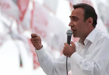 Ünlü Oyuncu Berhan Şimşek, CHP Genel Başkanlığına aday oldu